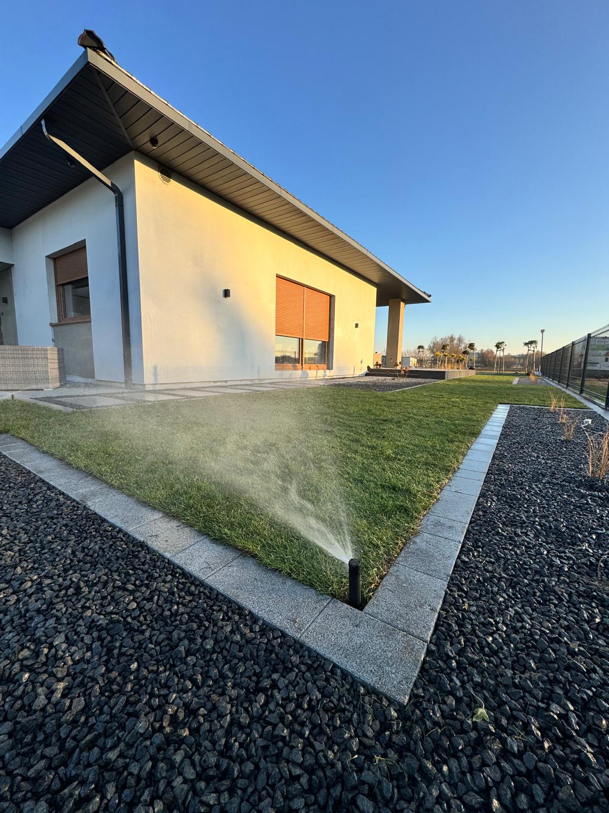 Dlaczego wiosna to najlepszy moment na montaż automatycznego podlewania? Ślesin i Konin