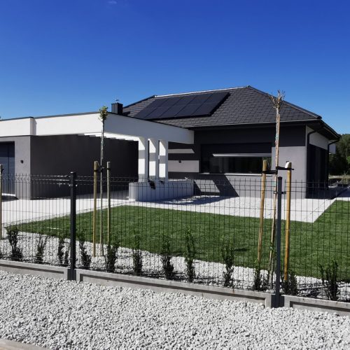 Nowoczesny ogród o układzie geometrycznym we Władzimirowie k. Konina